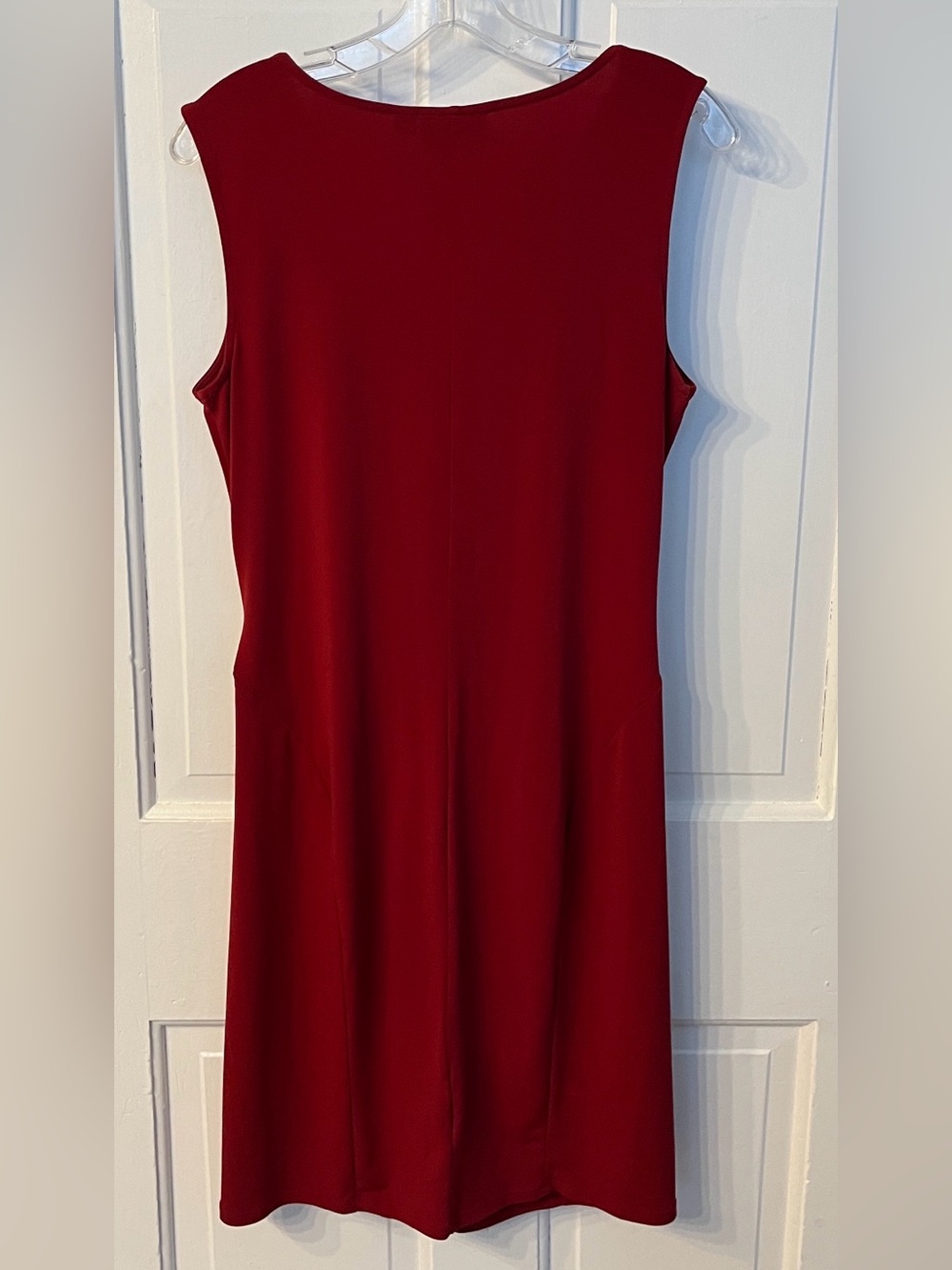 Simply Vera, Vera Wang Burgundy Knit Dress Figure Flattering Medium